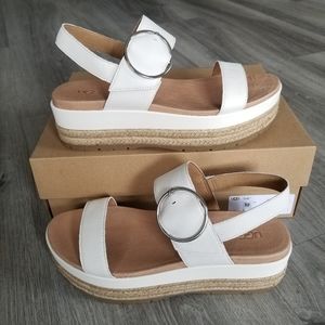 UGG April Platform Sandal